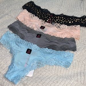 Thongs NWT